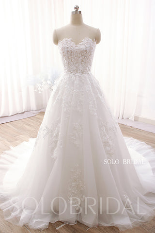 DPP_0101 Ivory Ball Gown Sweetheart Cathedral Train Chantilly Lace Sparkly Wedding Dresses